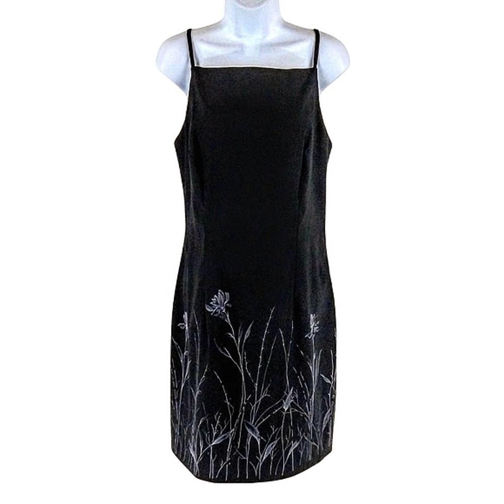 CDC black fitted shift dress